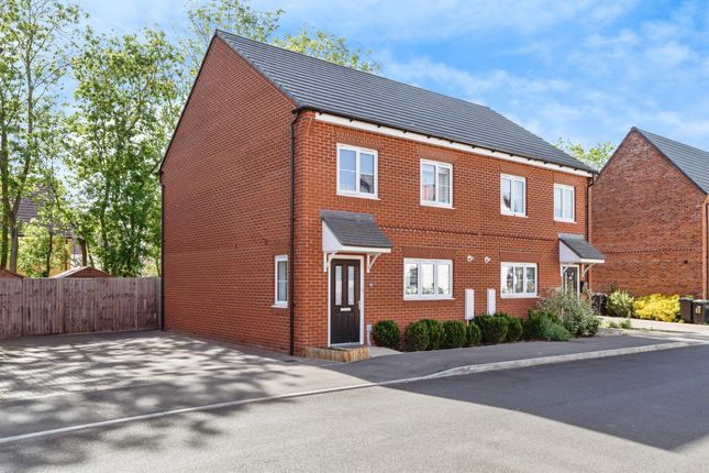 3 bedroom semi-detached house for sale
