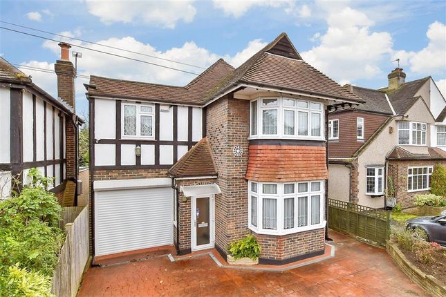 4 bed detached house