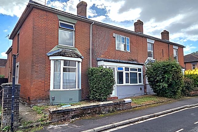 Avenue Road 4 bed end of terrace house for sale