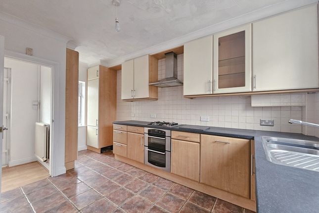 Brading Road, Leicester, LE3 3 bed terraced house for sale