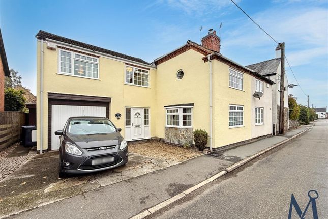 4 bedroom semi-detached house for sale