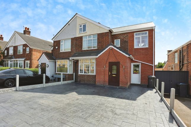 5 bedroom semi-detached house for sale