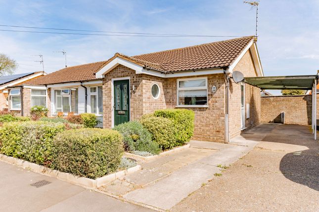 2 bedroom semi-detached bungalow for sale