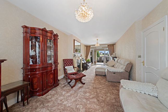 3 bedroom semi-detached bungalow for sale