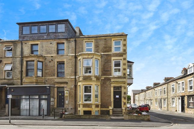 8 bedroom terraced house for sale