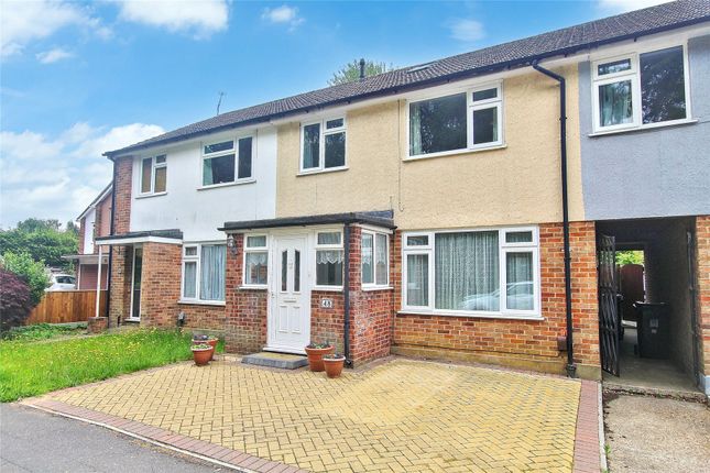 Grindstone Crescent, Woking GU21 4 bed terraced house for sale