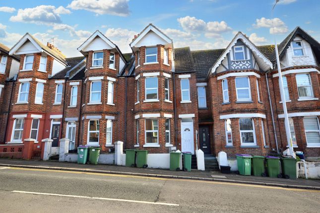 Black Bull Road, Folkestone CT19 4 bed terraced house for sale
