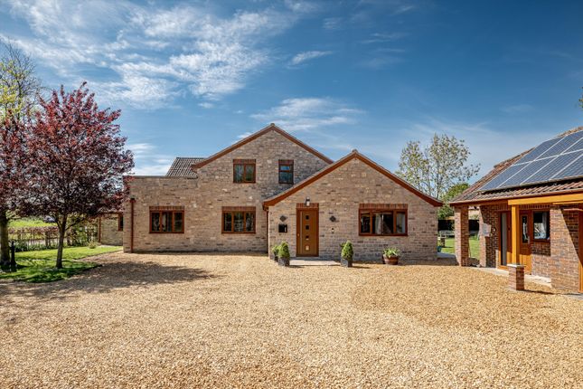 6 bed detached house