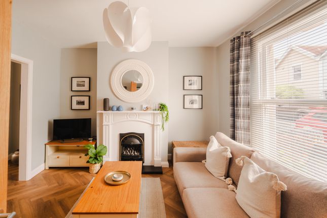 2 bed terraced house