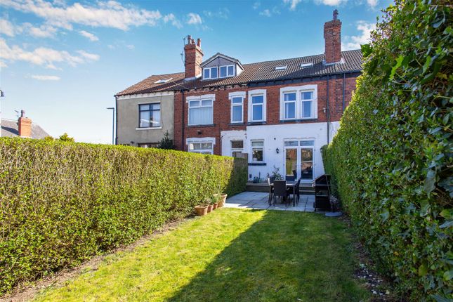 5 bedroom terraced house for sale