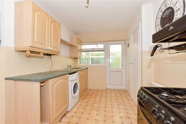 Rhodes Gardens, Broadstairs, Kent 2 bed detached bungalow for sale