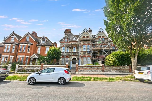 Enys Road, Eastbourne 1 bed flat for sale