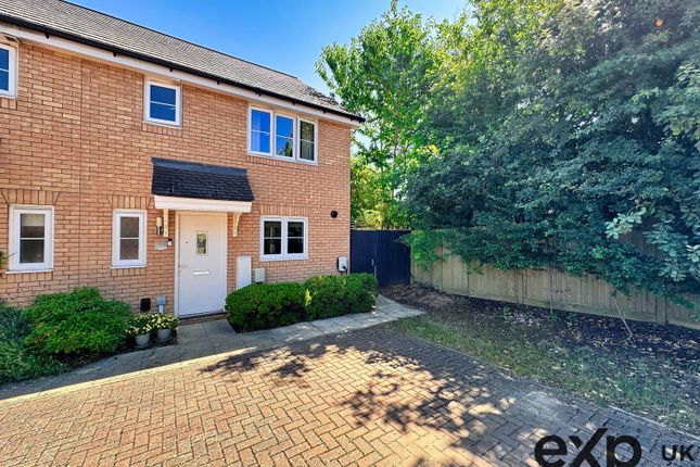 Fullingpits Avenue, Maidstone ME16 3 bed semi