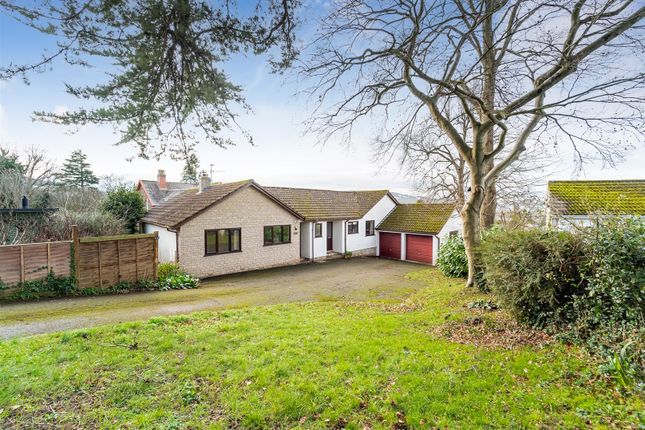 4 bedroom detached bungalow for sale