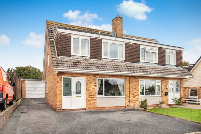 Lynmouth Avenue, Paignton, TQ4 7RQ 3 bed semi