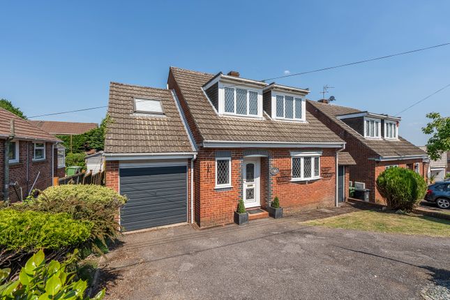 Foord Road, Hedge End, Southampton... 3 bed detached house for sale