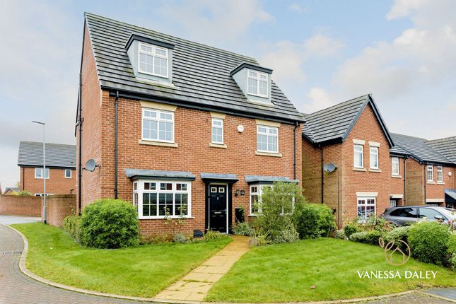 5 bedroom detached house for sale