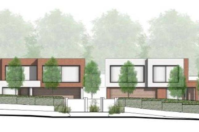 Aspley Guise MK17 4 bed property with land for sale