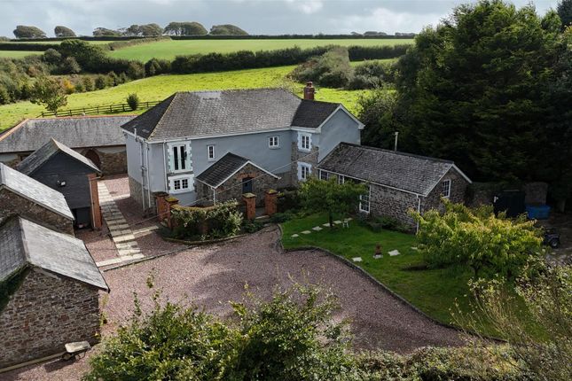 6 bedroom house for sale