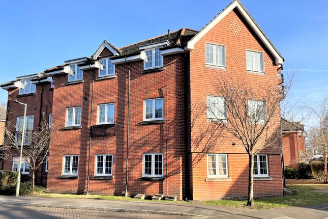 Hawthorn Way, Lindford GU35 2 bed apartment for sale