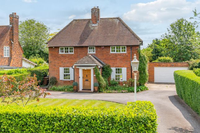 Oakfields Road, Knebworth 4 bed detached house for sale