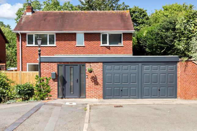 Warwick Place, Southam, Warwickshire... 4 bed detached house for sale