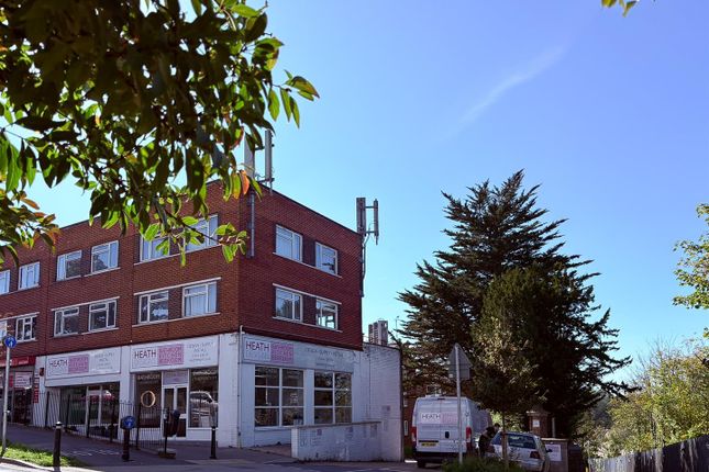 Keymer Parade, Burgess Hill 3 bed flat for sale