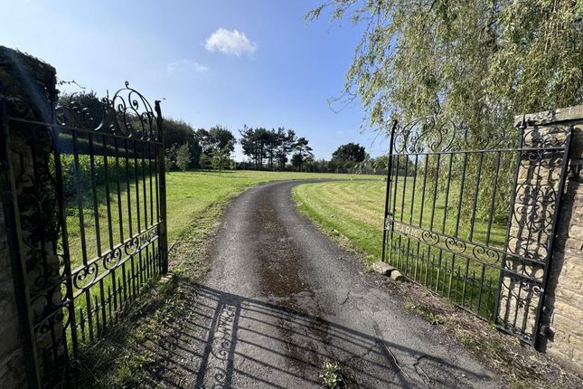 Marsh Farm, Back Lane, Longton 4 bed property with land for sale