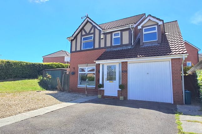 4 bed detached house