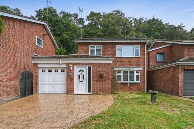 Cedar Close, Brantham, Suffolk 4 bed detached house for sale