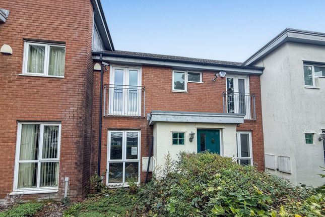 3 bedroom town house for sale