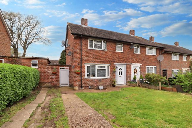 Kent Road, Surrey GU22 3 bed end of terrace house for sale