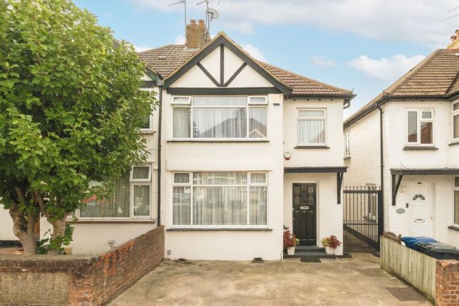 Beresford Avenue, London W7 3 bed semi