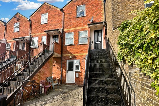 Crowhurst Road, Colchester... 2 bed maisonette for sale
