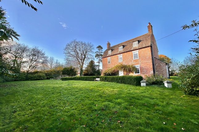 Brinkworth, Chippenham, Wiltshire, SN15 5 bed detached house for sale