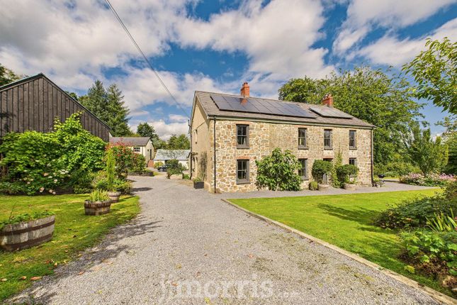 Trelech, Carmarthen 6 bed property with land for sale