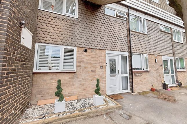 3 bedroom maisonette for sale