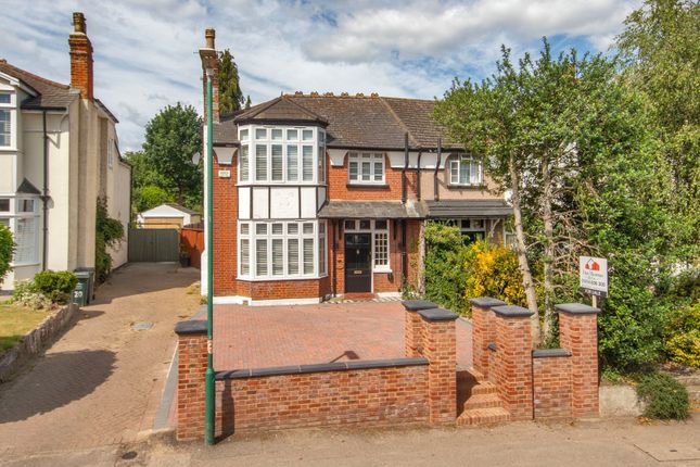 Hartley Road, Longfield, Kent, DA3 3 bed semi