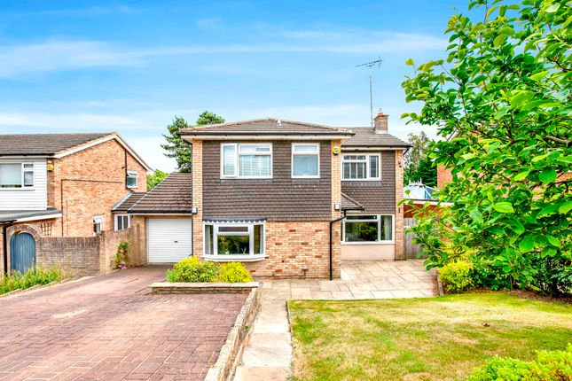 Langdon Close, Camberley 4 bed detached house for sale