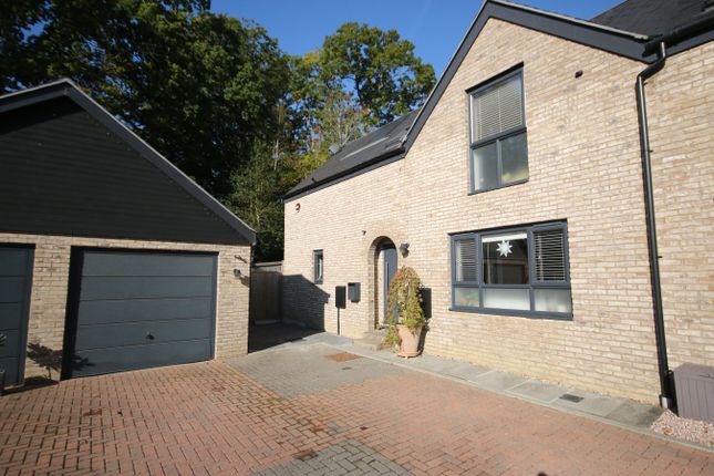 Gage Close, Crawley Down, RH10 3 bed end of terrace house for sale