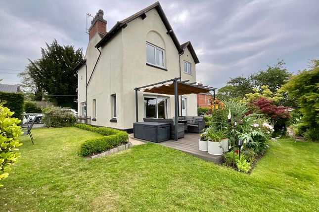 Uttoxeter Road, Stone, ST15 4 bed detached house for sale