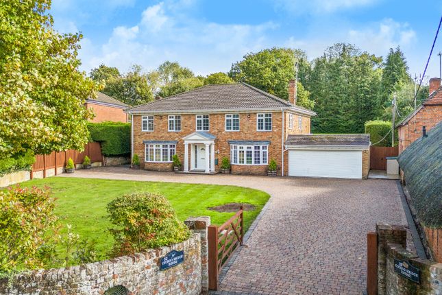 6 bedroom detached house for sale