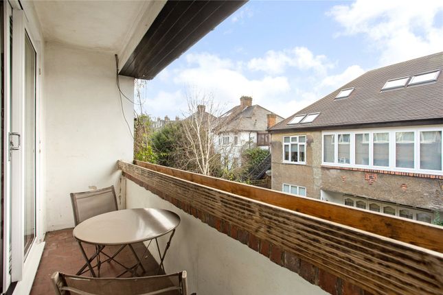 2 bedroom maisonette for sale