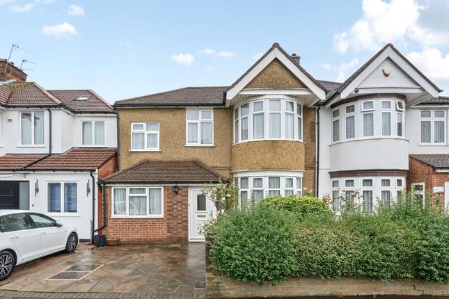 Kingshill Avenue, Kenton, HA3 8LA 5 bed semi