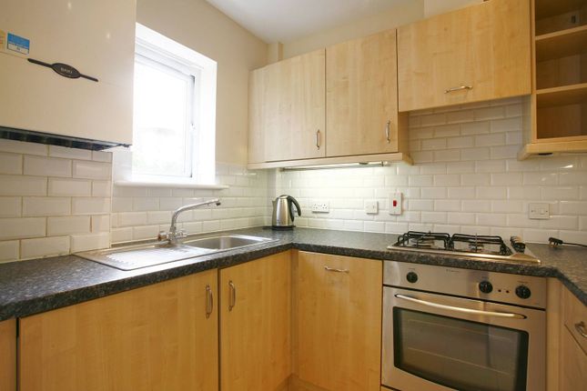 Brunel Road, Rotherhithe, London, SE16 2 bed flat for sale