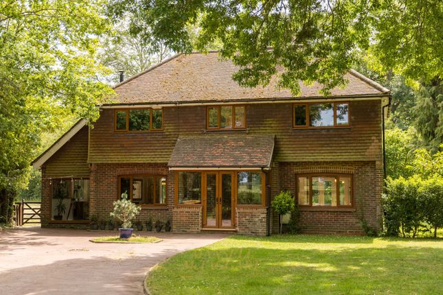 Horley Road, Horley RH6 4 bed detached house for sale
