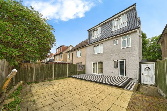 5 bedroom semi-detached house for sale