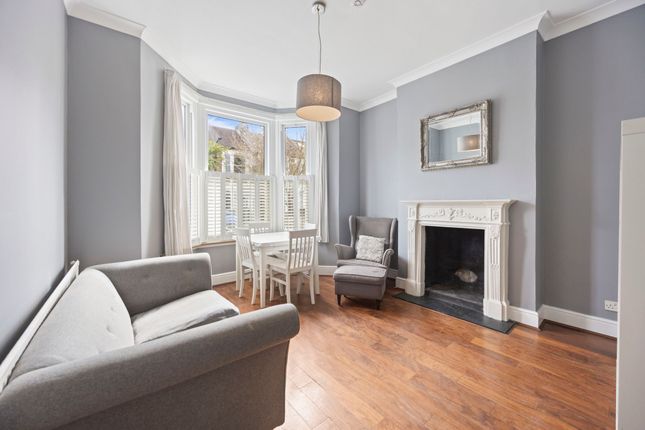 Wakeman Road, Kensal Gree, NW10 2 bed ground floor flat for sale