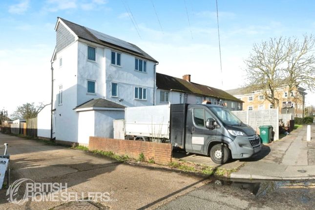 5 bedroom terraced house for sale