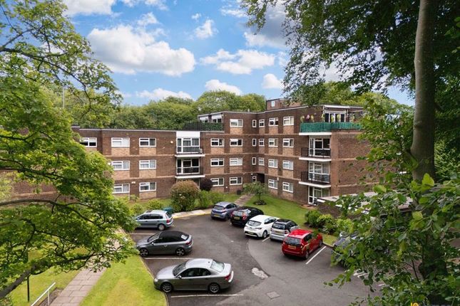 3 bedroom flat for sale